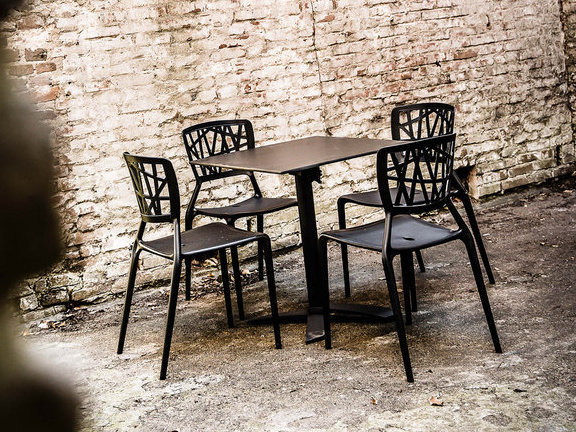 4er Set Veba Stuhl Webb Schwarz Objektstuhl Voll Kunststoff